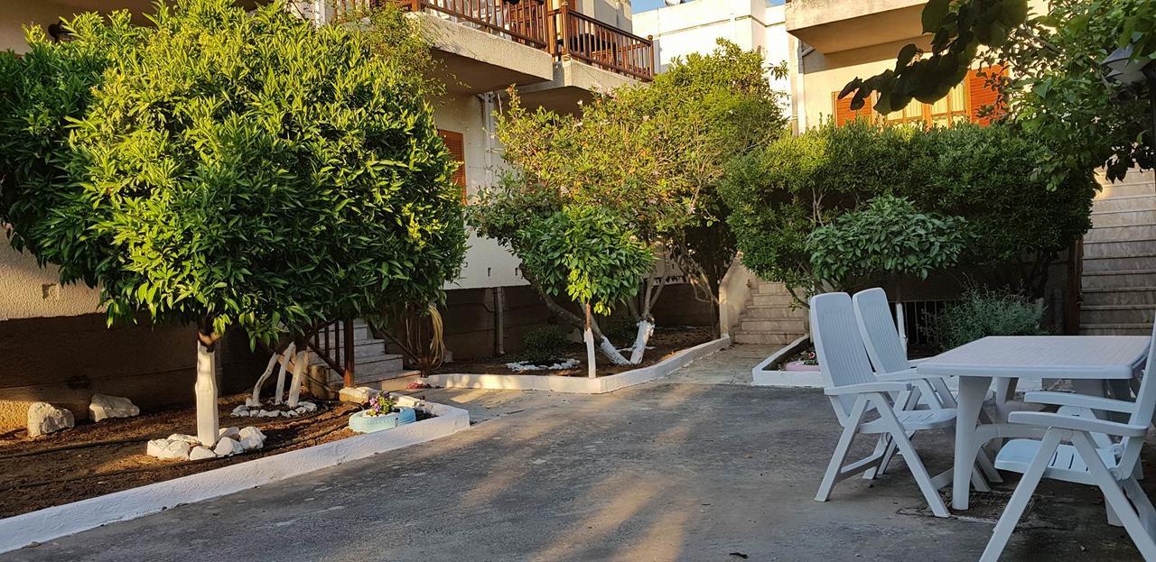 Ilios Apartments Poros Town Exterior foto